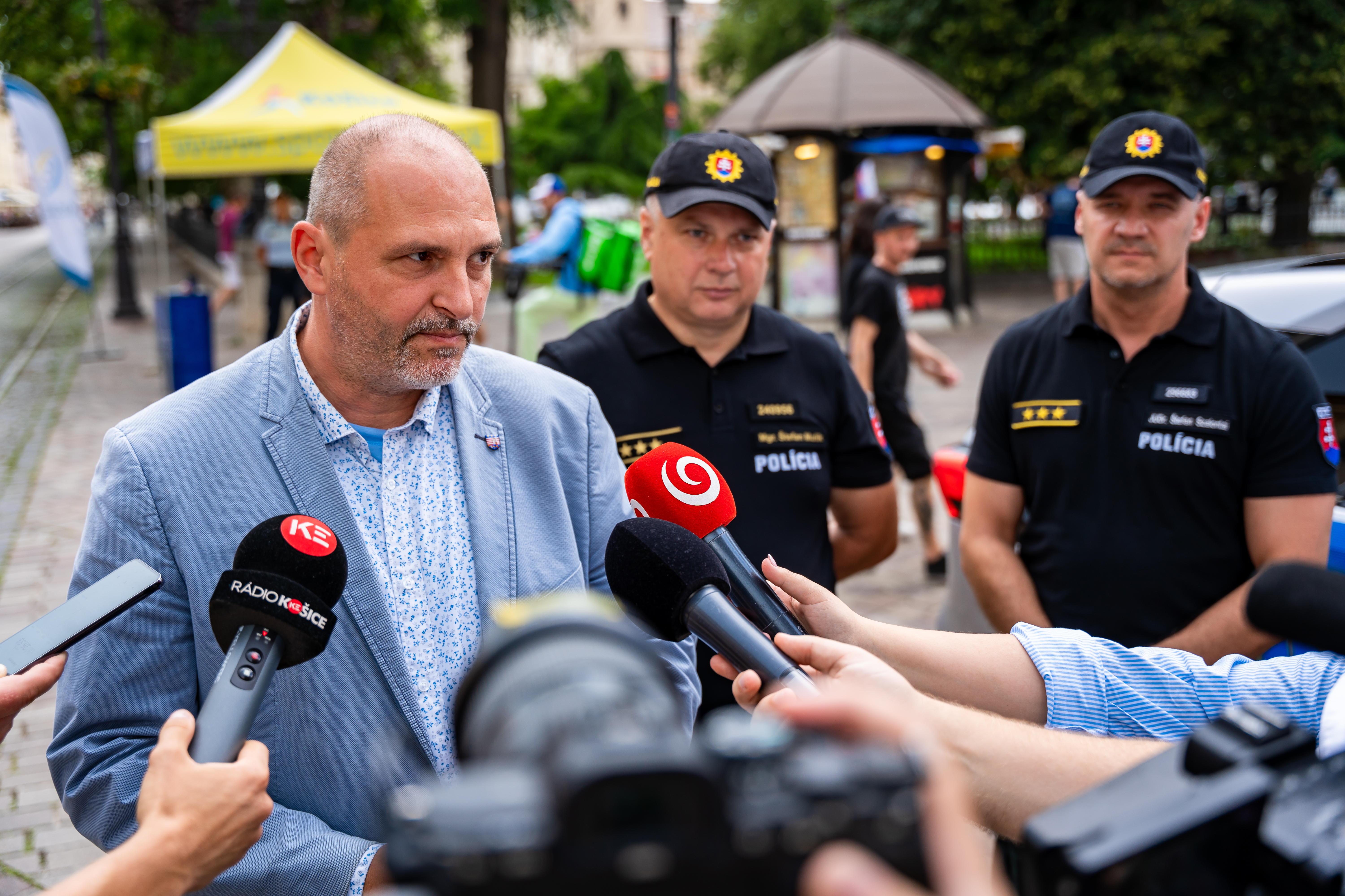 Kontrola cyklistov , kolobezkarov - Hlavna ulica -15